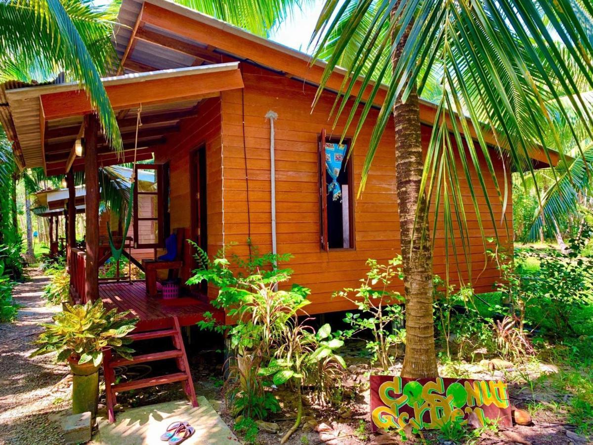 Lantacoconutgardenbungalow Apartman Ko Lanta Kültér fotó